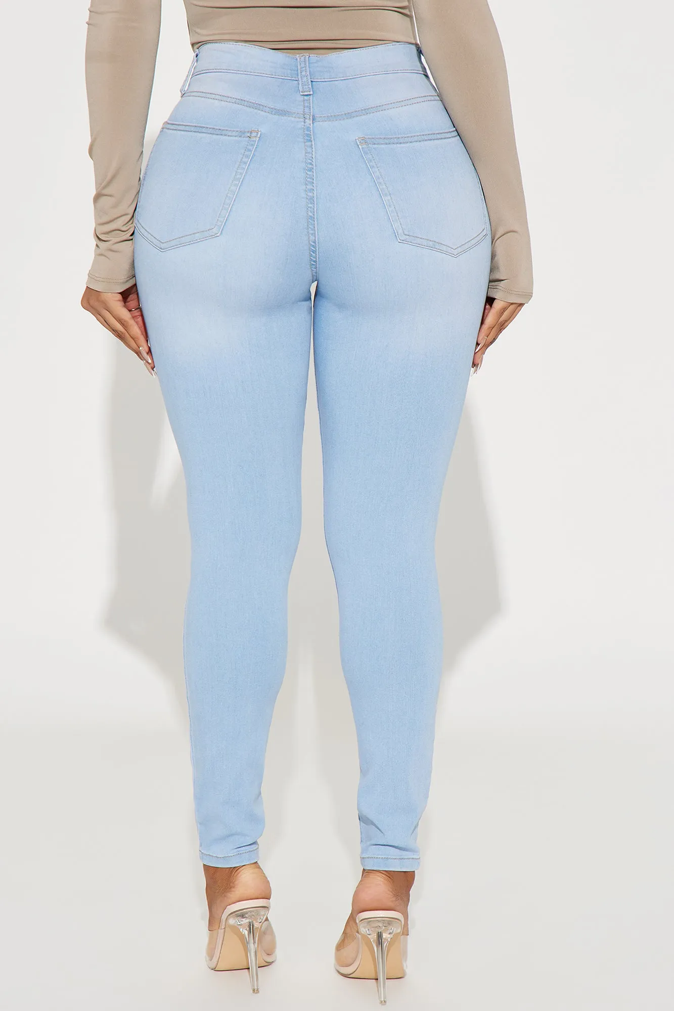 Ava Stretch Skinny Jeans - Light Wash