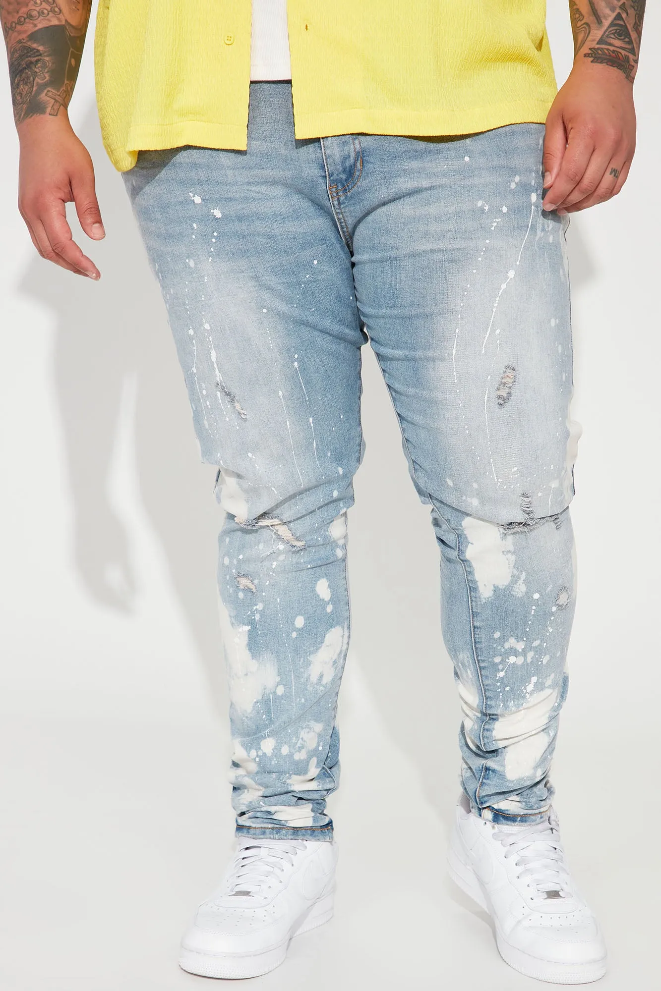 Bleach Spotted Ripped Knee Stacked Skinny Jeans - Light Wash