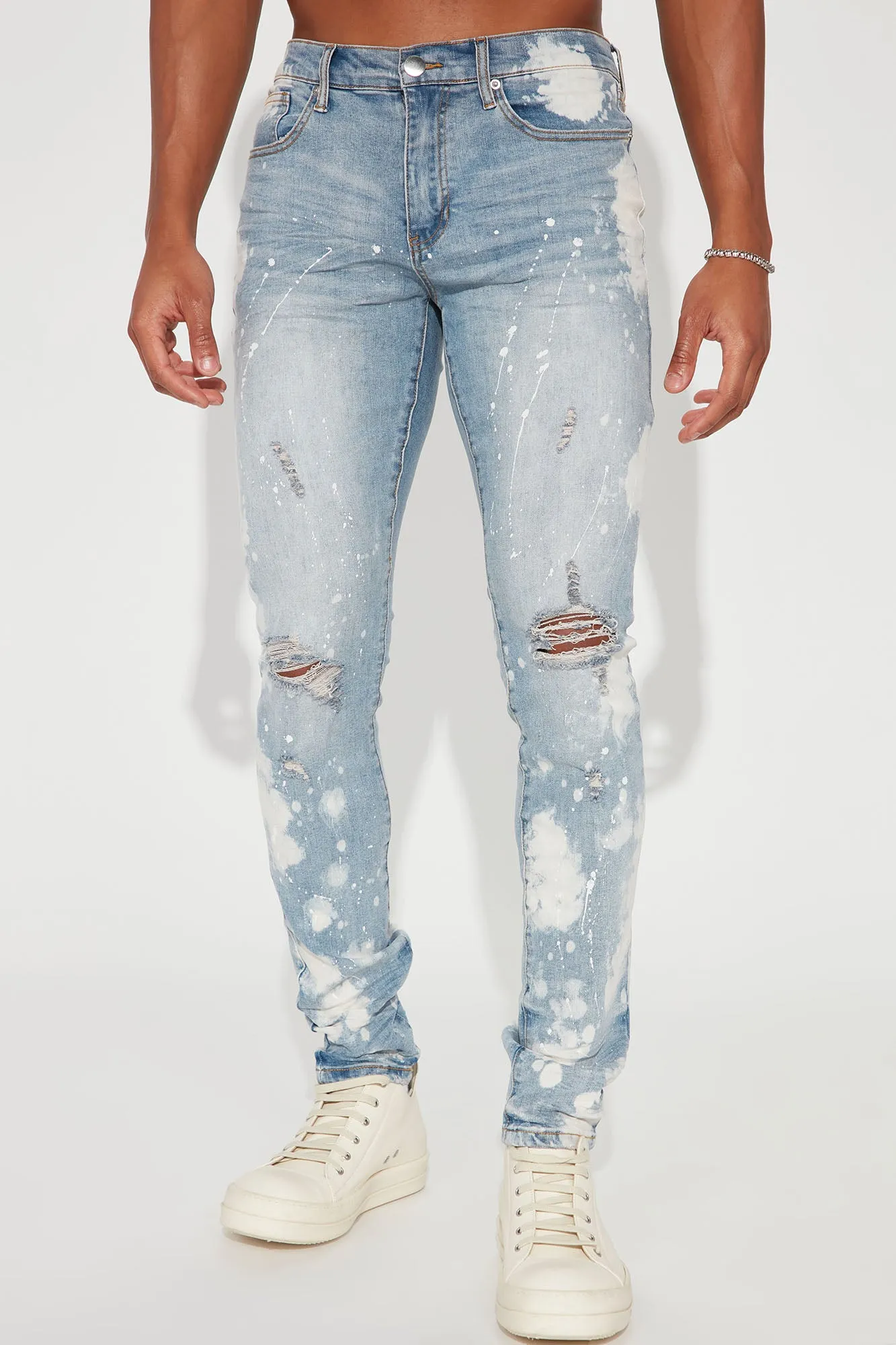 Bleach Spotted Ripped Knee Stacked Skinny Jeans - Light Wash