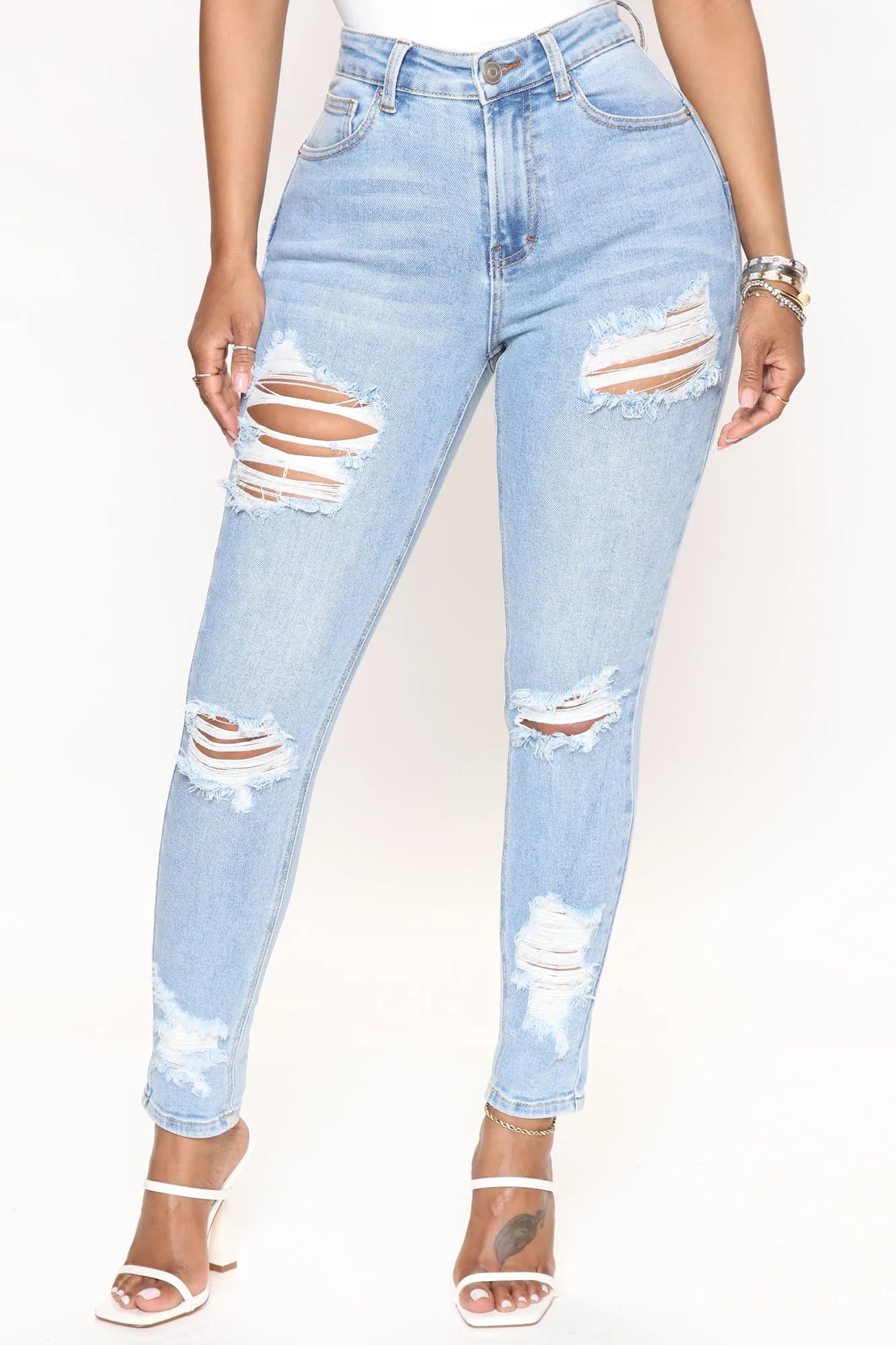 Bodacious Booty Lifter Skinny Jeans - Light Blue Wash