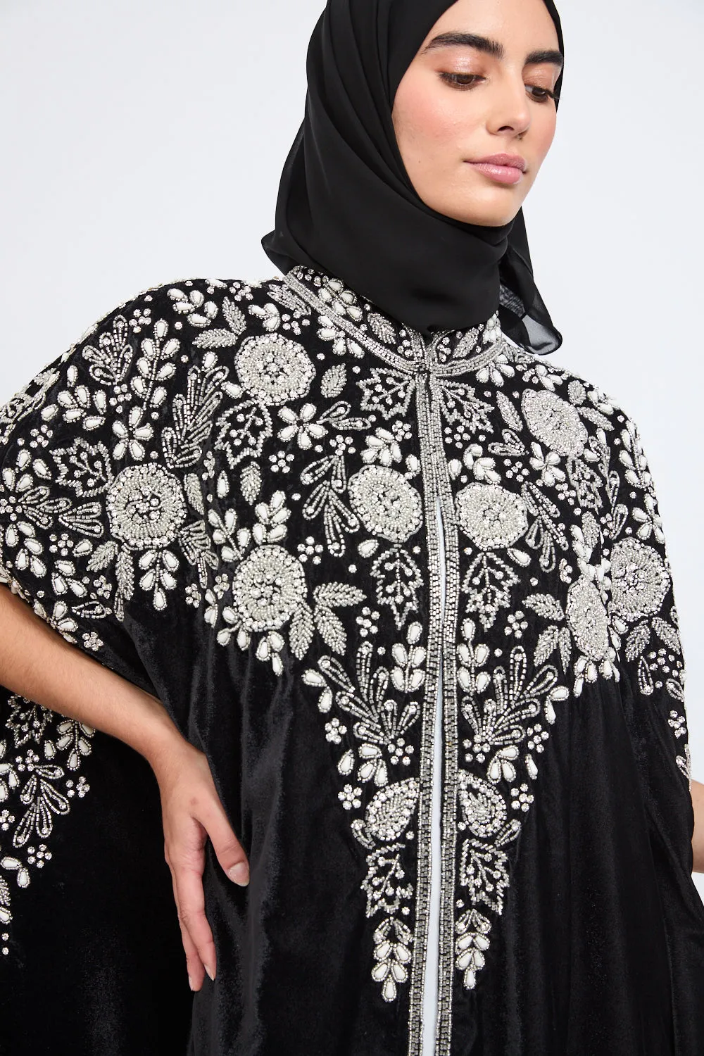 Luxury Velvet Embellished Cape with Pearls & Crystals - Black