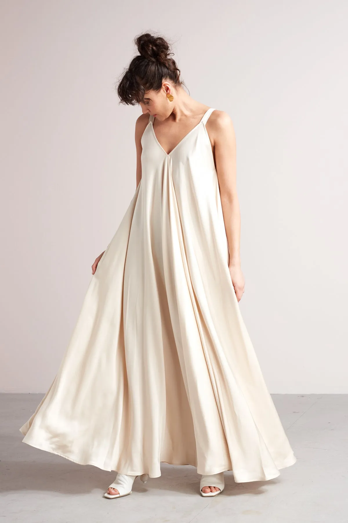 MALIA fluttering maxi dress dress in dusty blue