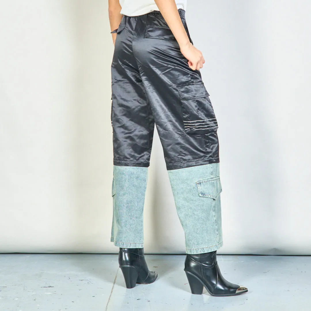 Two-tone cargo pants with sporty stripes wholesale