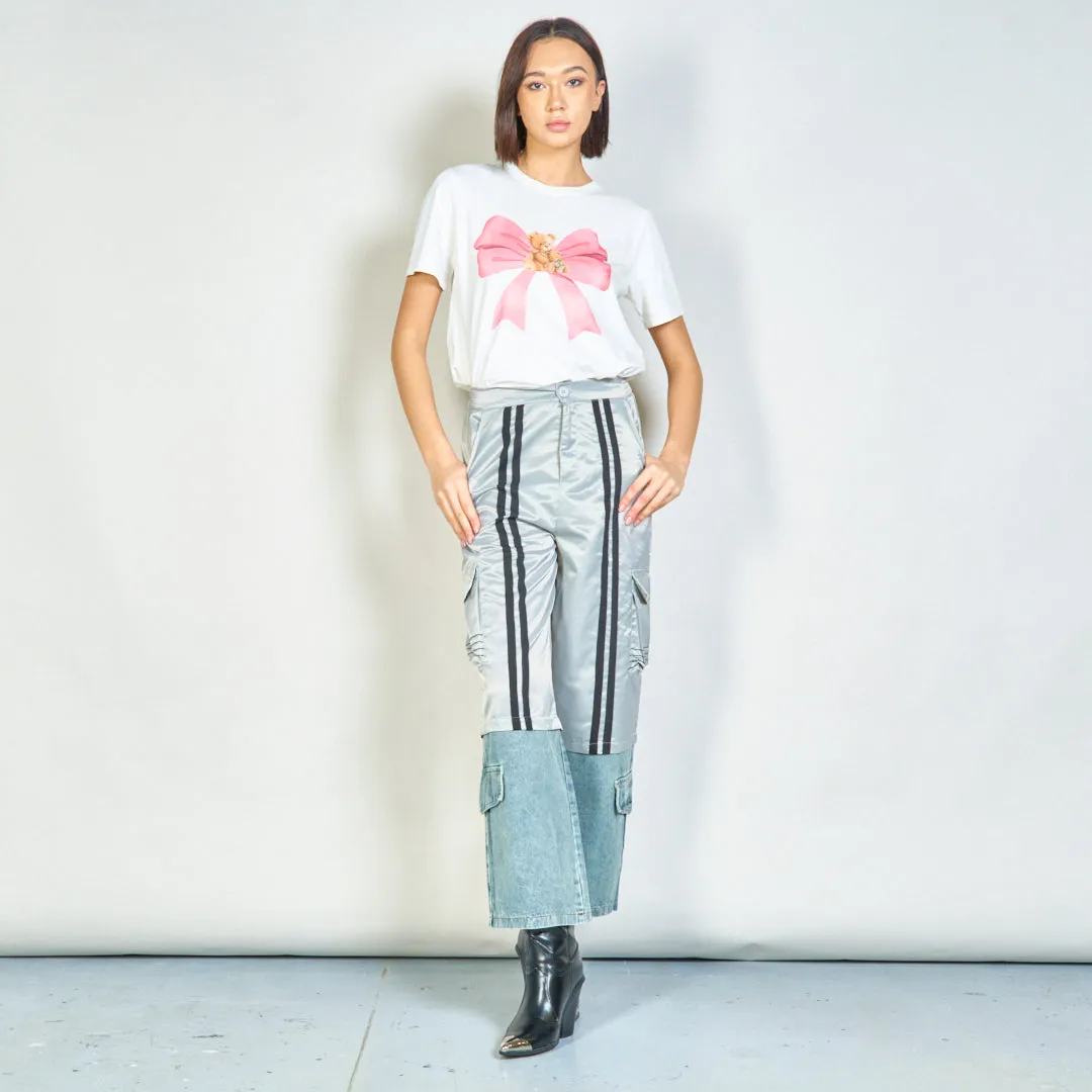 Two-tone cargo pants with sporty stripes wholesale